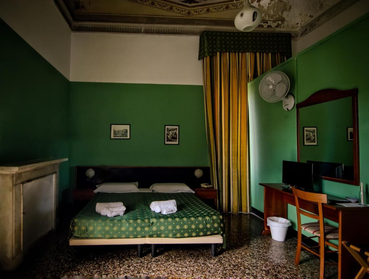 Hotel Villa Bonera Genua Buitenkant foto
