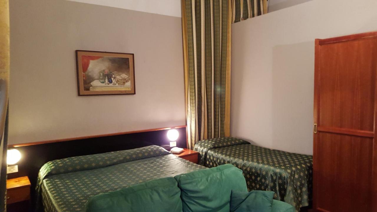 Hotel Villa Bonera Genua Buitenkant foto